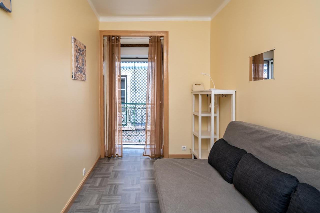 Cozy One Bedroom Apt In Historic Location - Carmo Lisboa Exteriör bild