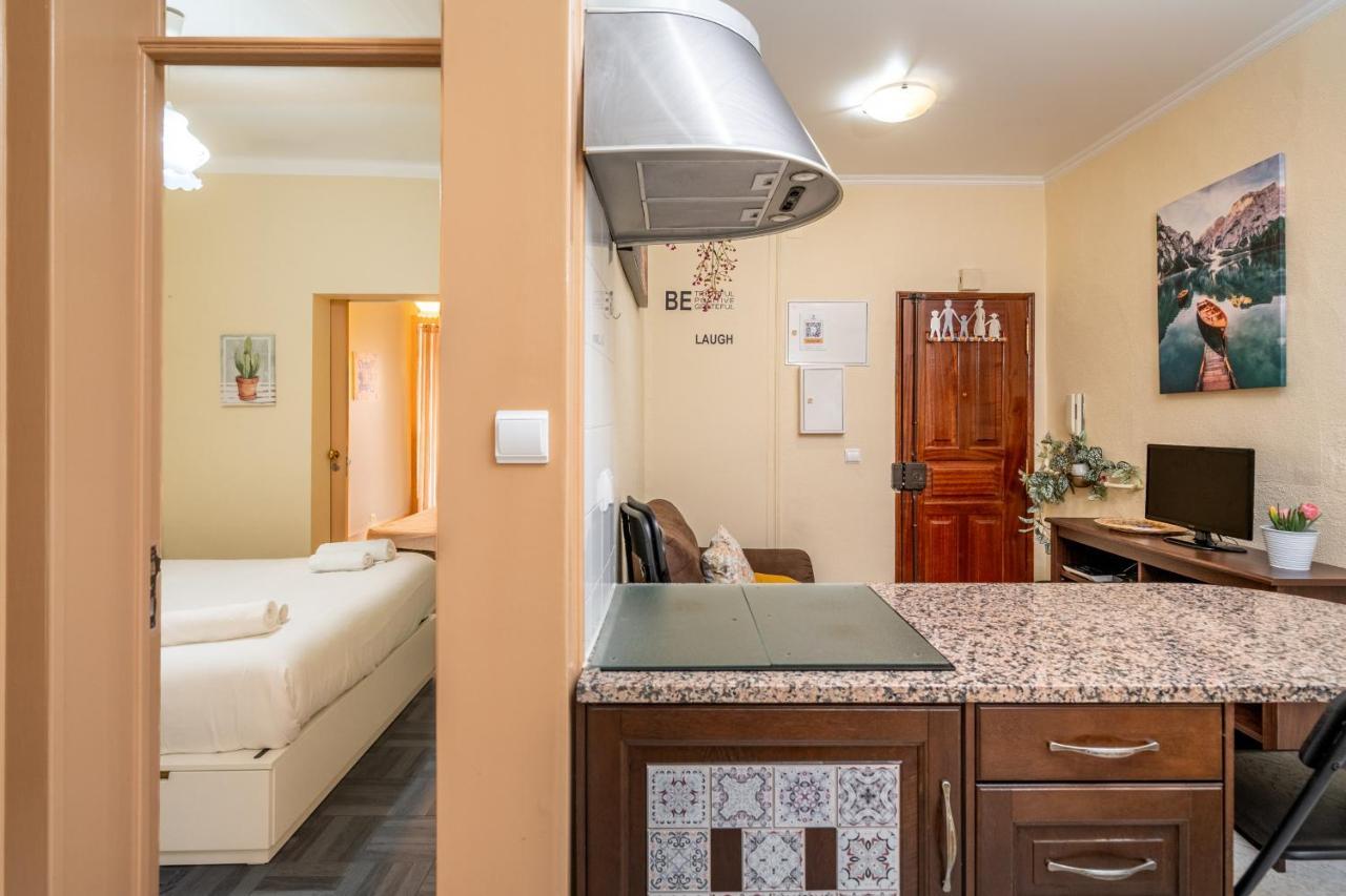 Cozy One Bedroom Apt In Historic Location - Carmo Lisboa Exteriör bild